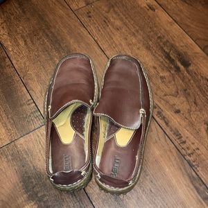 Shoes 👞 Born burgundy